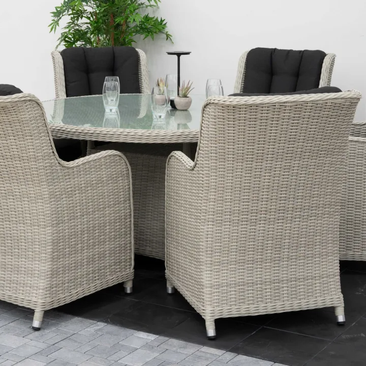 Avery 6 Seat Dining Set